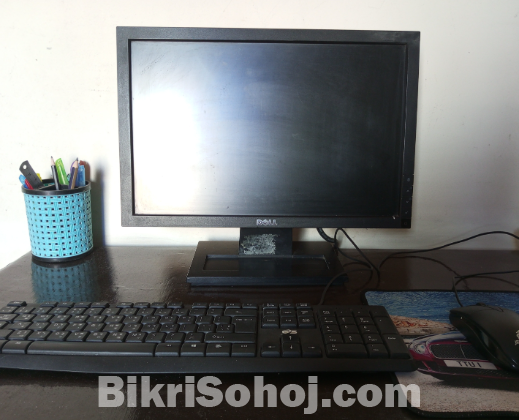 Core i5, 8gb ram, 500gb HDD, 150gb ssd with monitor